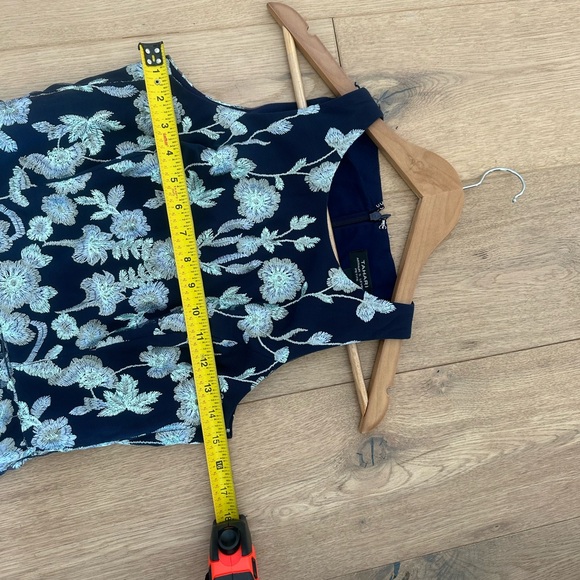 Elegant Tahari Dress - Picture 5 of 7